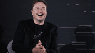 Elon Musk affirme que l'intelligence artificielle créera un avenir où "aucun emploi ne sera nécessaire, l'IA sera capable de tout faire.